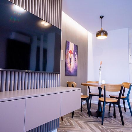Апартаменти Papi House Тирговіште Екстер'єр фото