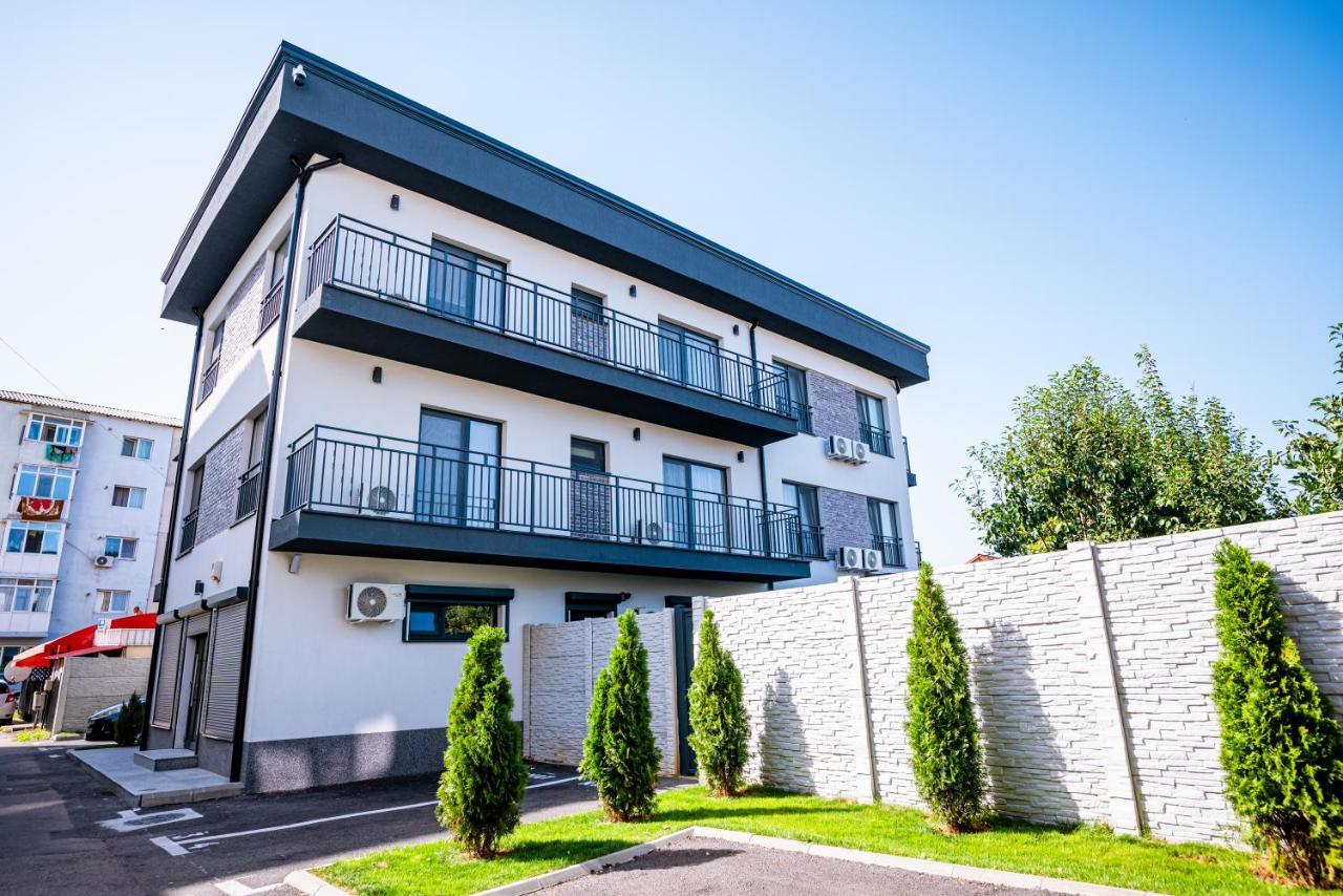 Апартаменти Papi House Тирговіште Екстер'єр фото