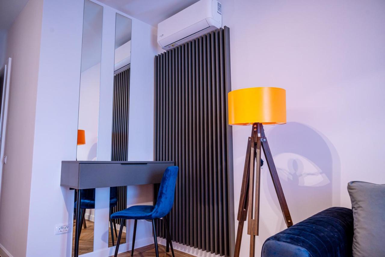 Апартаменти Papi House Тирговіште Екстер'єр фото